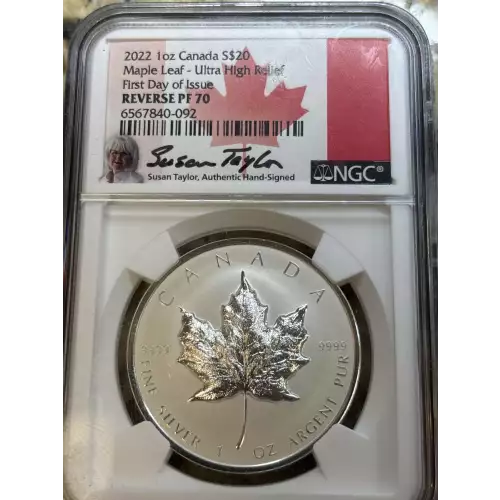 2022 1oz Maple Leaf - UHR First Day of Issue