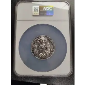2025 CAMEROON 2 OZ SILVER SCARECROW ANTIQUED