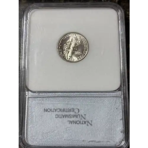 Dimes---Winged Liberty Head or Mercury 1916-1945 -Silver- 1 Dime (2)