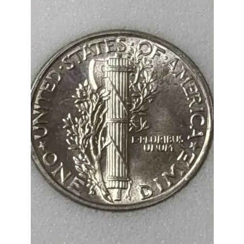 Dimes---Winged Liberty Head or Mercury 1916-1945 -Silver- 1 Dime (4)