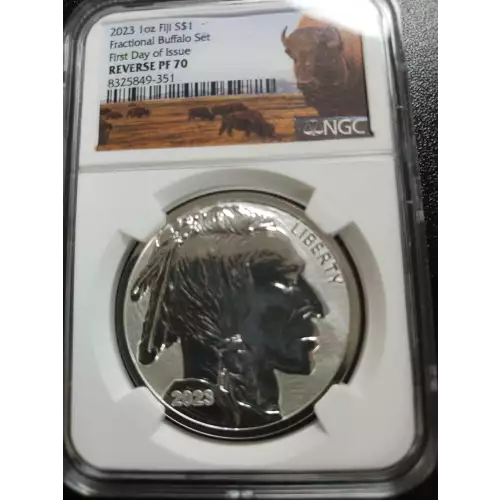 FIJI Silver DOLLAR (2)